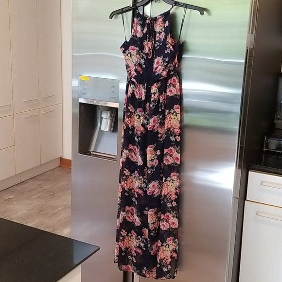 💕COTTON ON💕 Floral Chiffon Halter Maxi Dress - Picture 2 of 8